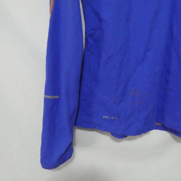 NIKE - Running - Dri-Fit | small | Blue Exercise Shirt With Thumbholes | EUC - Picture 7 of 16